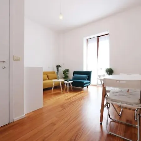 Апартаменты Lovely & Friendly In Central Milan - Gramsci A *